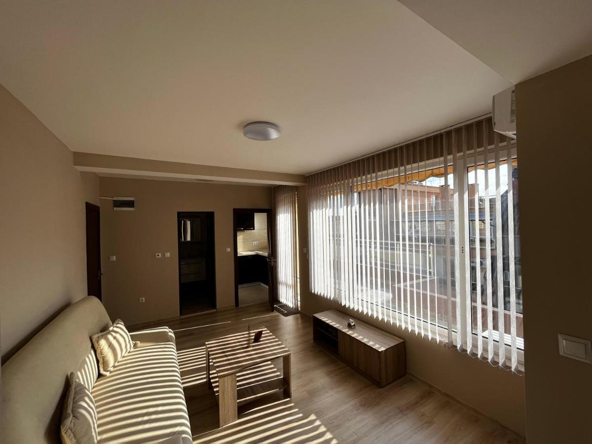 Valemar Apartments Pomorie Exterior foto